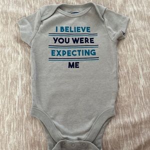 Adorable bodysuit with cute graphics!!